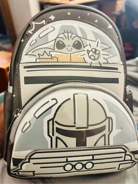Star Wars The Mandalorian Grey & White Mini Backpack